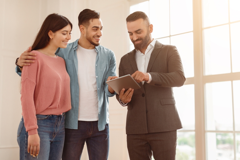 Estimating roofing squares - Dave Knutson Siding